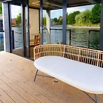 Dom Na Wodzie Lamare Modern 14 * Bydgoszcz