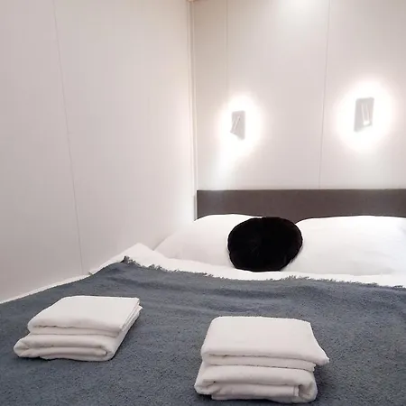 船屋 Dom Na Wodzie Lamare Modern 14