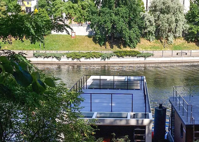 Bateau-hôtel Dom Na Wodzie Lamare Modern 14