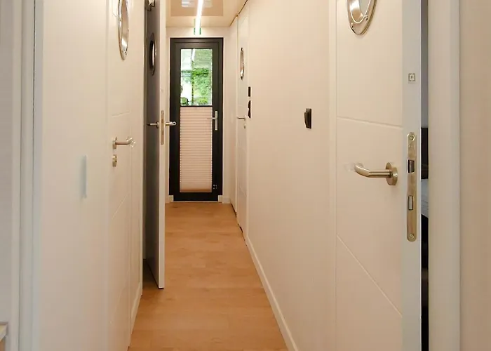 Dom Na Wodzie Lamare Modern 14